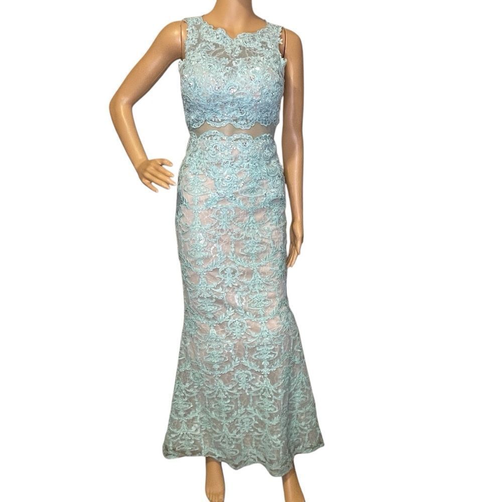 Gigi Sleeveless Mock 2 Piece All Over Lace Dress Sheer Midriff Aqua Mint Blue 00